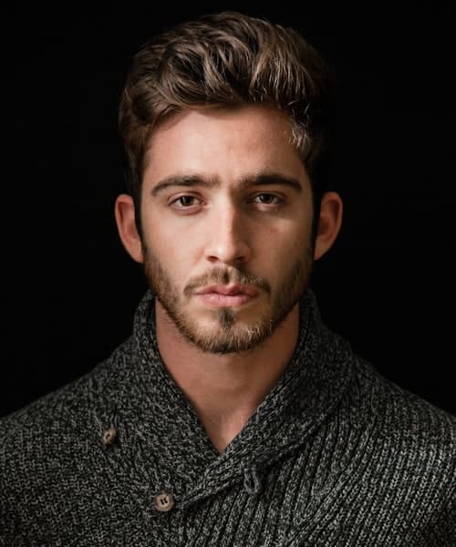 AI-analyzed facial landmarks on selfie